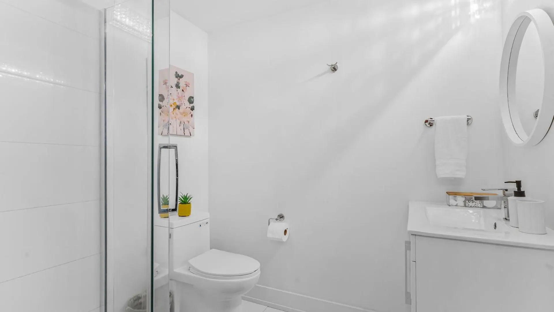 Vibrant 2Br Gateway With Free Parking & 7 Mins To The Falls شلالات نياغارا