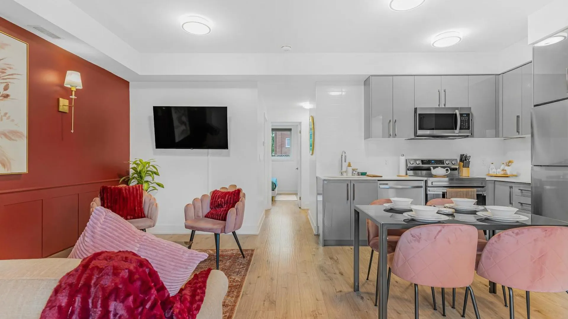 Vibrant 2Br Gateway With Free Parking & 7 Mins To The Falls شلالات نياغارا شقة
